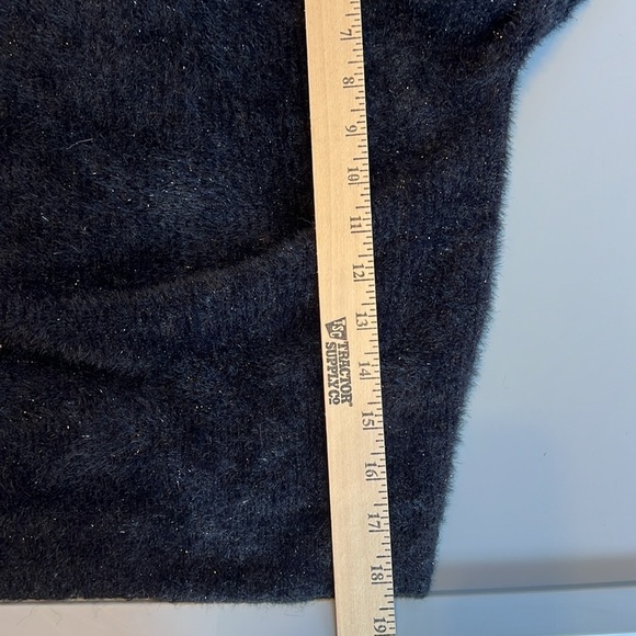 NWT Black Fuzzy Sweater Happily Grey Small - Picture 8 of 8